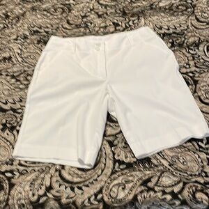 Excellent used condition Women’s short